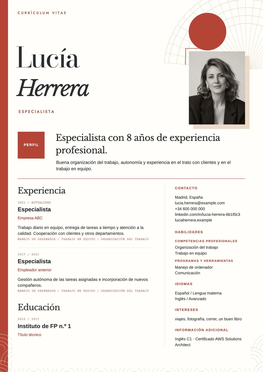 Plantilla de CV Akane, vista previa del documento terminado
