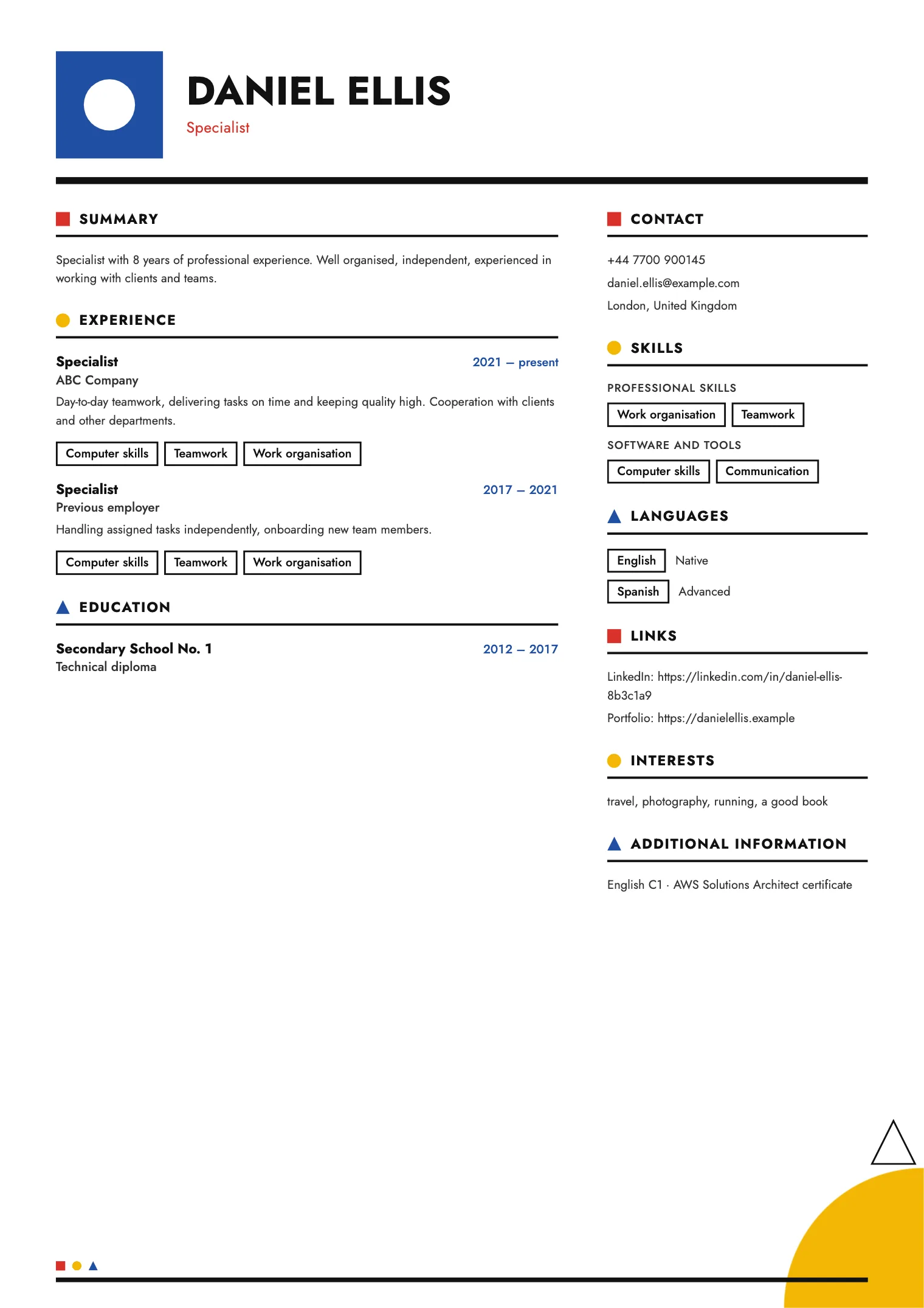 Bauhaus CV template, preview of the finished document