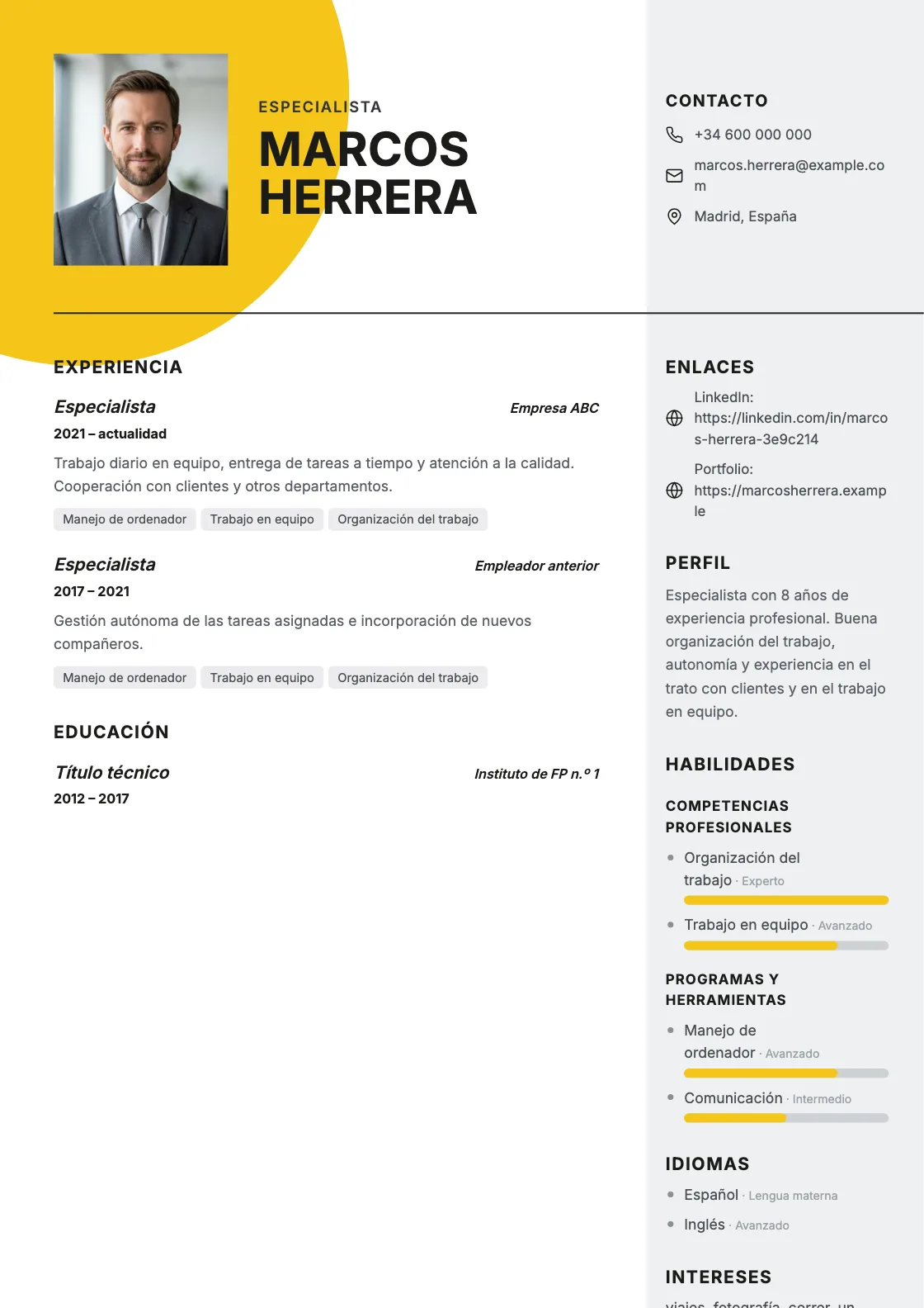Plantilla de CV Editorial, vista previa del documento terminado