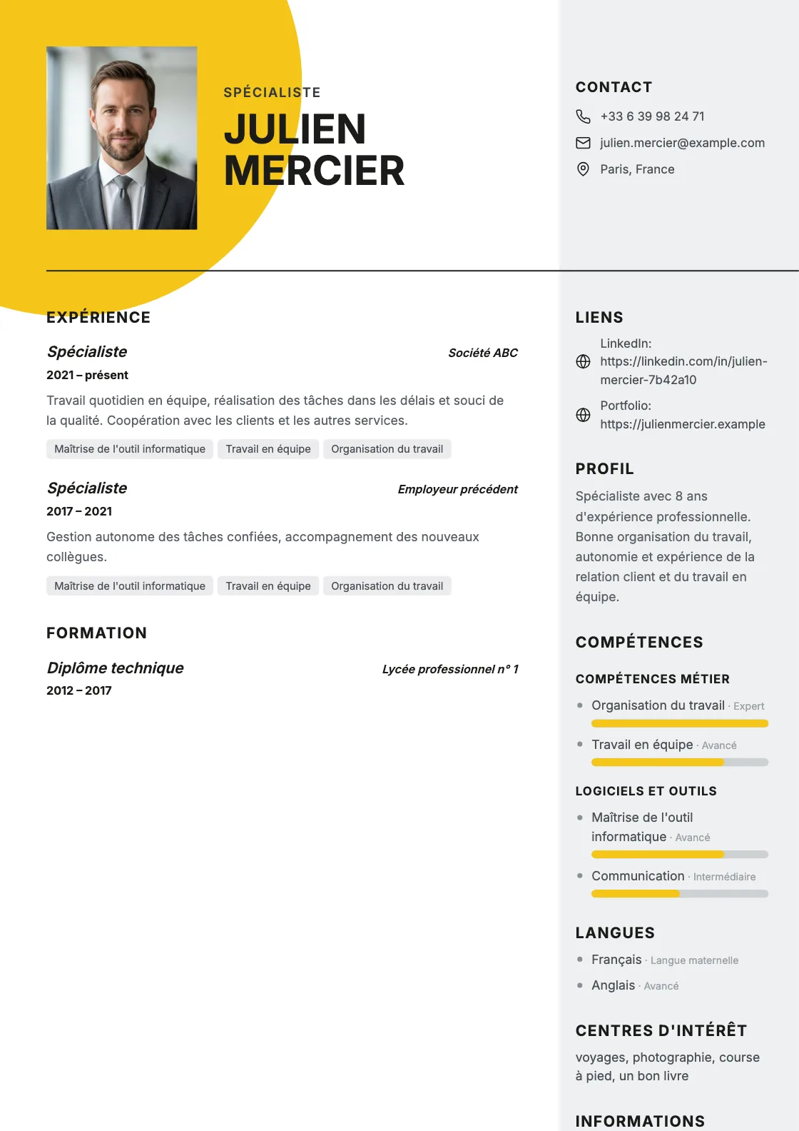Modèle de CV Editorial, aperçu du document fini