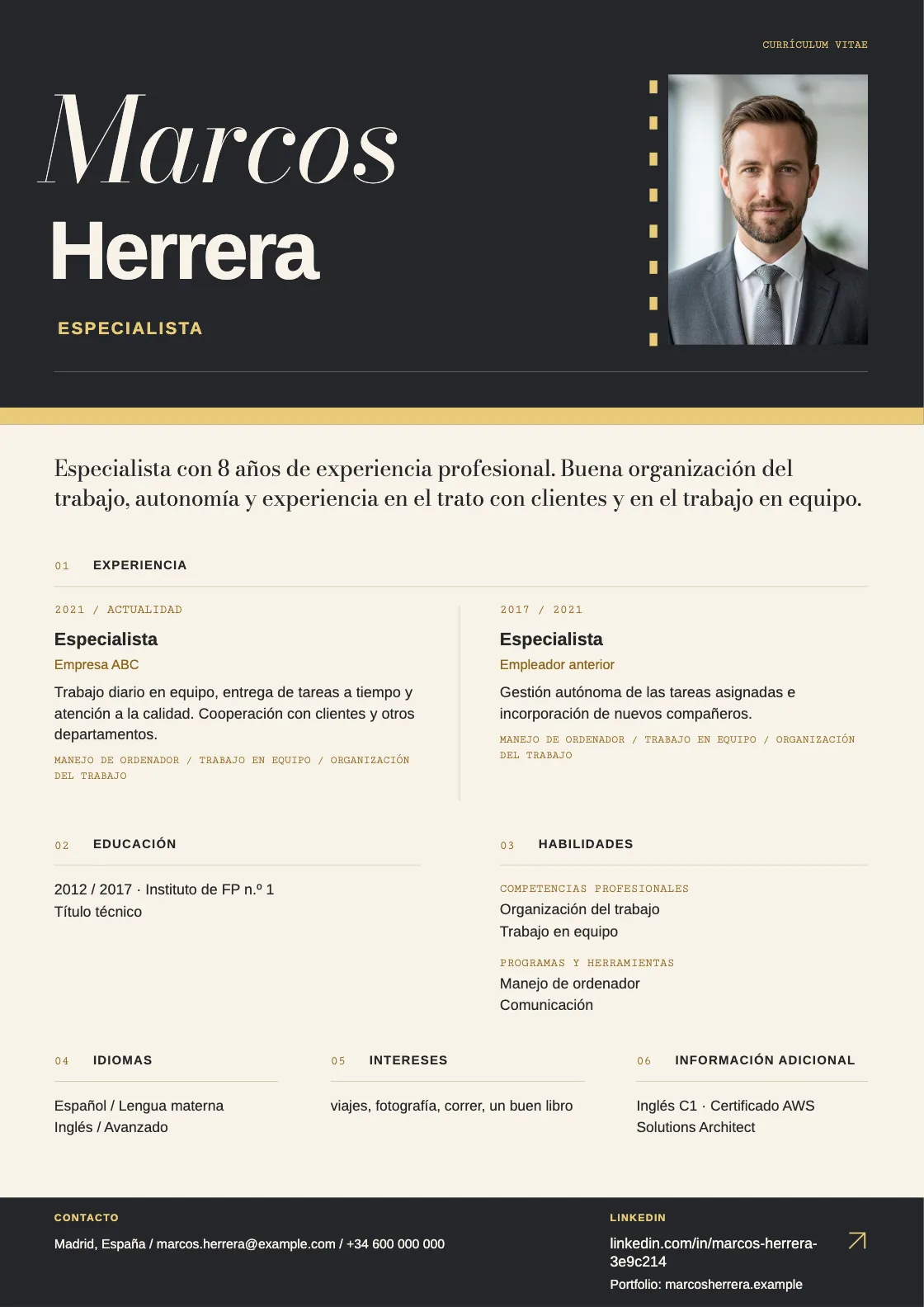 Plantilla de CV Frame, vista previa del documento terminado