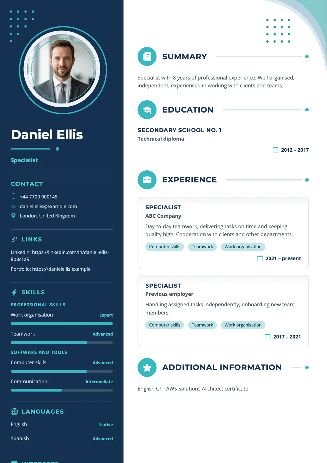 Harbor CV template, preview of the finished document