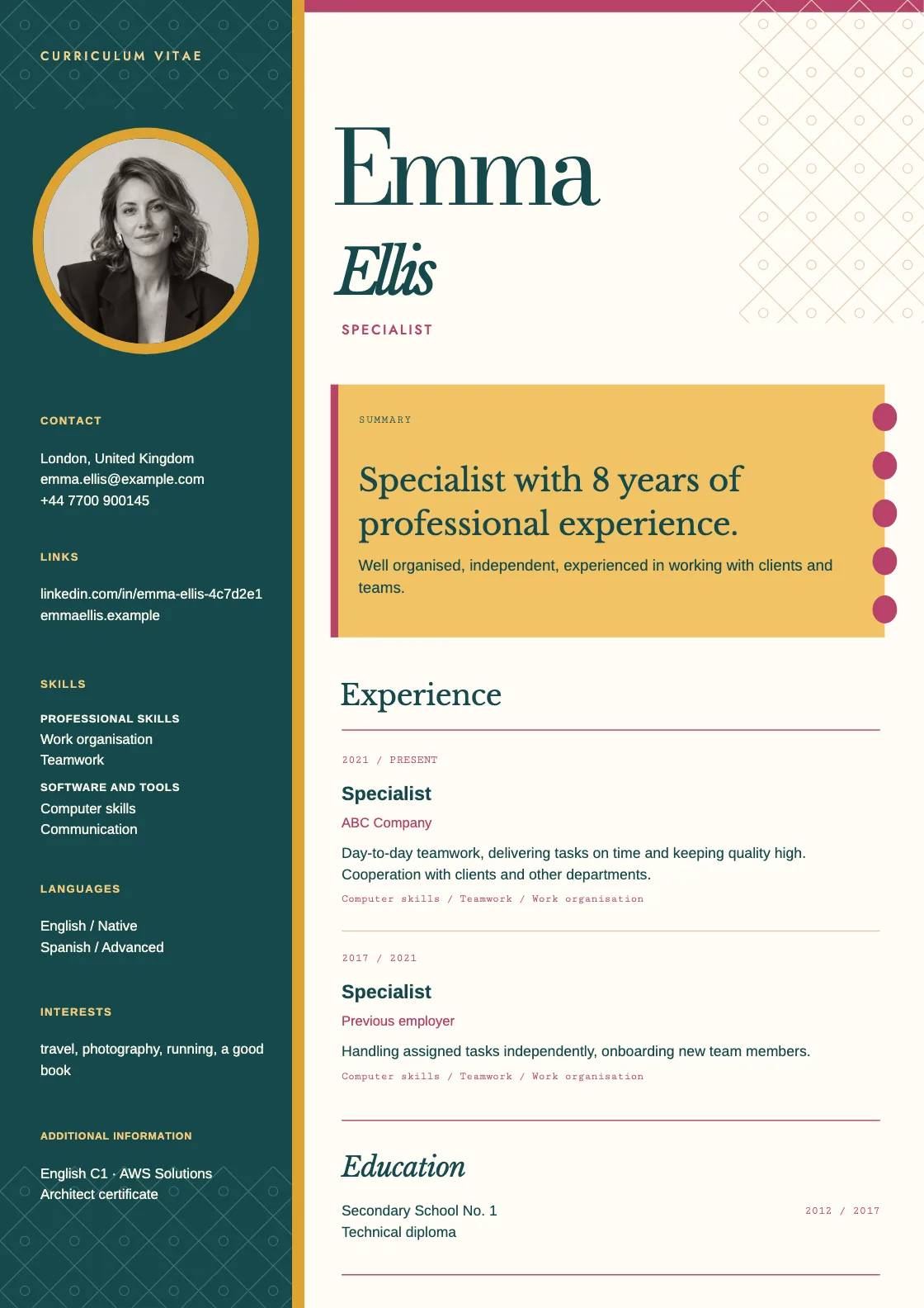 Jaipur CV template, preview of the finished document