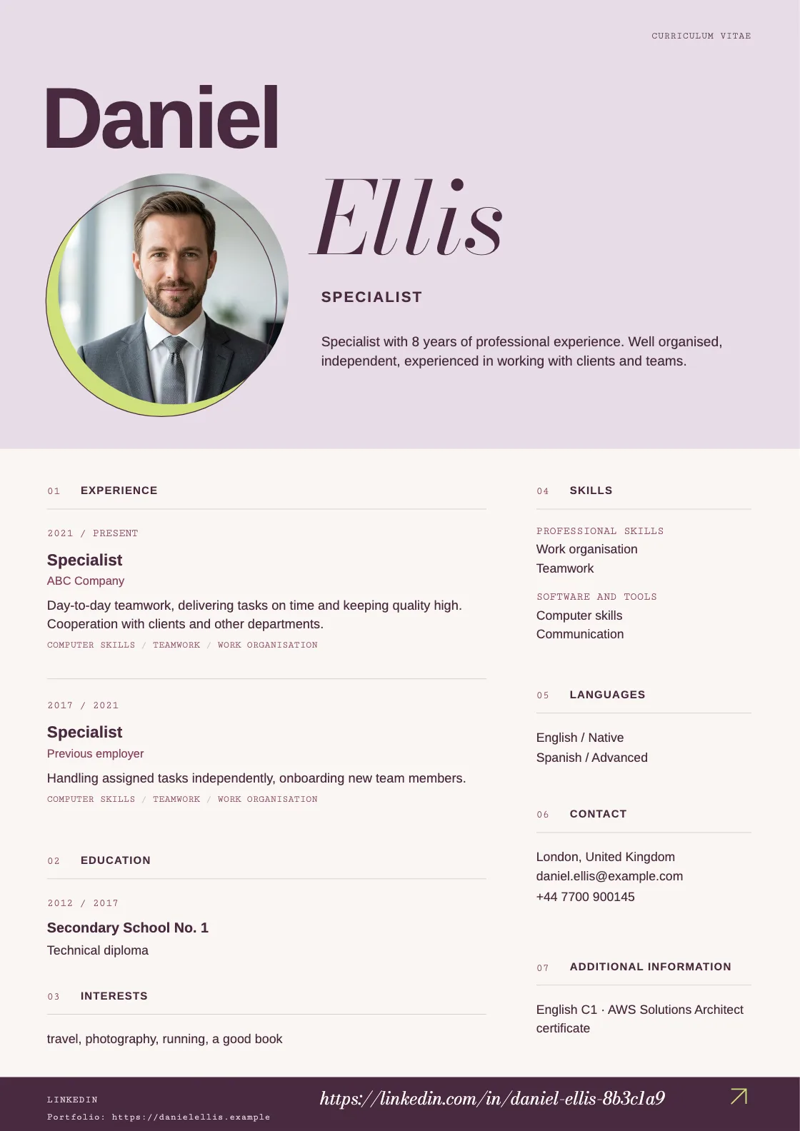 Manifesto CV template, preview of the finished document