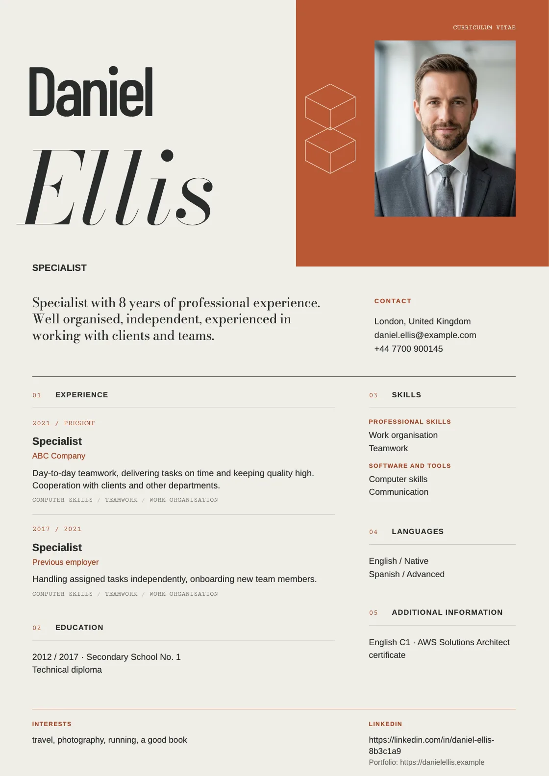 Material CV template, preview of the finished document