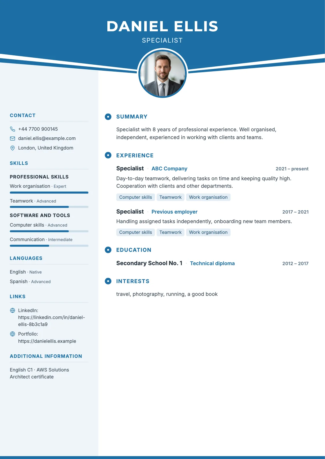 Transit CV template, preview of the finished document